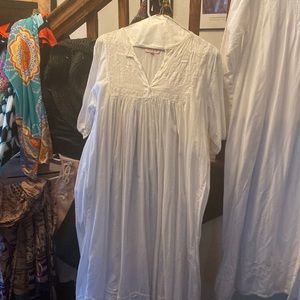 Short sleeve soft night shirt